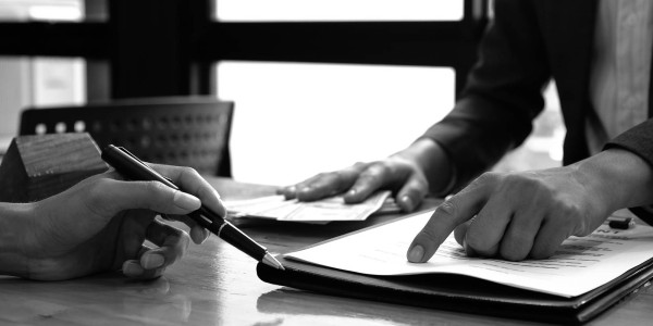 Permisos de Residencia y Trabajo / Visados / Golden Visa Getafe · Visado de Residencia y Trabajo por Cuenta Ajena / Cuenta Propia