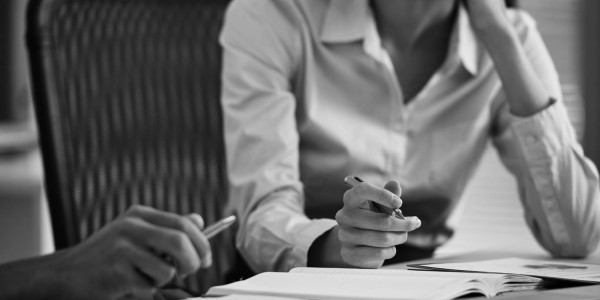 Permisos de Residencia y Trabajo / Visados / Golden Visa Getafe · Permisos de Residencia Temporal