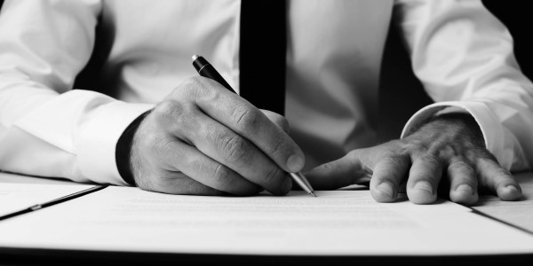 Permisos de Residencia y Trabajo / Visados / Golden Visa Getafe · Permisos para Formación / Estudios